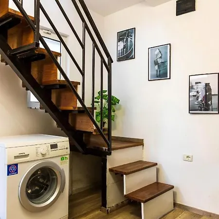 Apartment The Tropical House Tirana